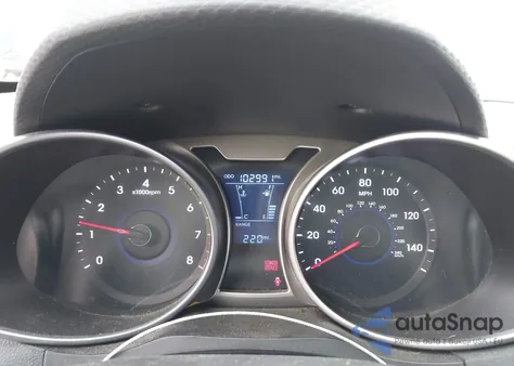 2012 Hyundai Veloster Base W/Black z USA, uszkodzony, nr VIN KMHTC6AD5CU025235